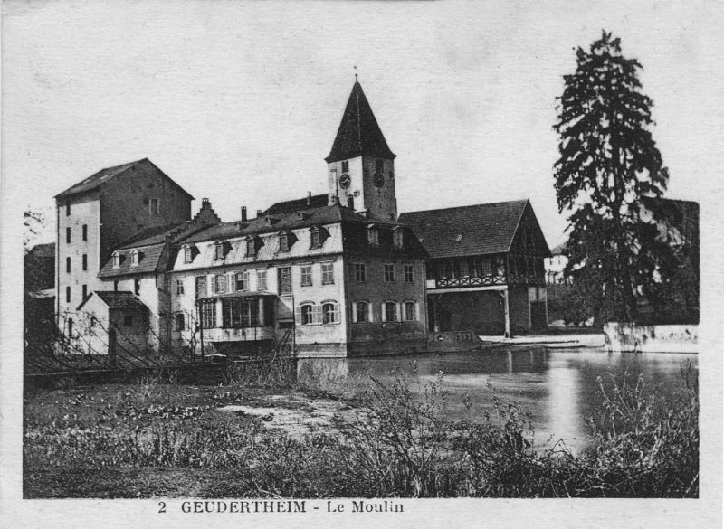 Vue du moulin de Geudertheim prise depuis les prés 02 ©Geudertheim, le grenier aux images, Carré Blanc Editions, 2005, coll. Mémoires de vies ® 