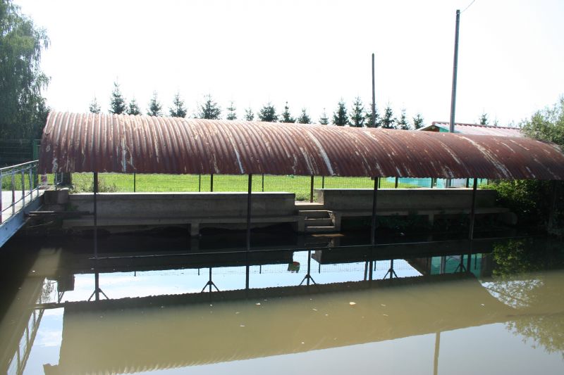 Lavoir et passerelle d