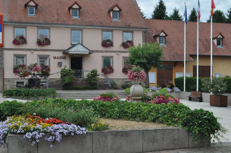 La place du général Picquart à Geudertheim ©Commune de Geudertheim